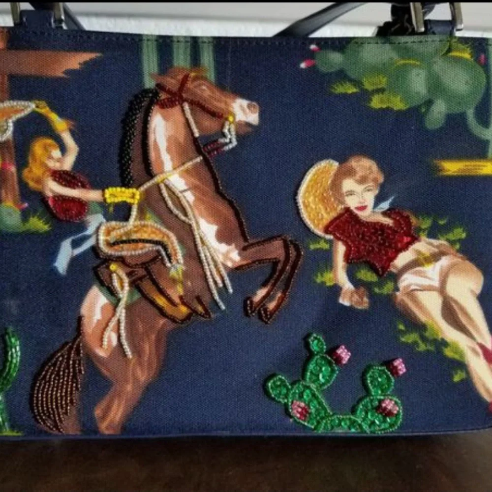 VINTAGE Western style ladies purse Bead trim
